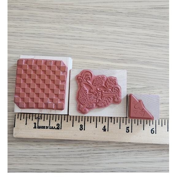 Wood Rubber Stamps Variety of Lips Kiss Hearts Love Check Background Mini Letter - Picture 7 of 7